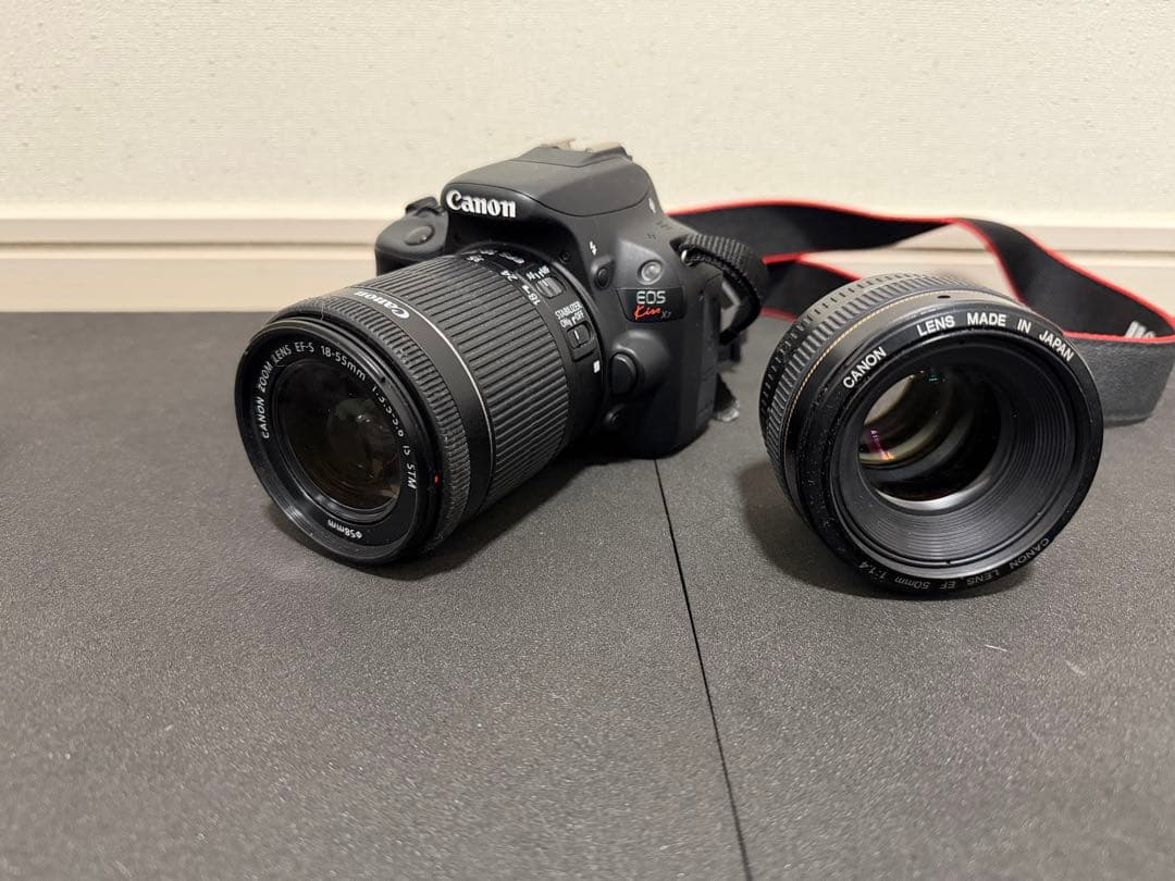 美品　Canon EOS Kiss X7 ダブルレンズセット50mm F1.8付 美品 Canon EOS Kiss X7 ダブルレンズセット50mm F1 8付｜Yahoo!フリマ