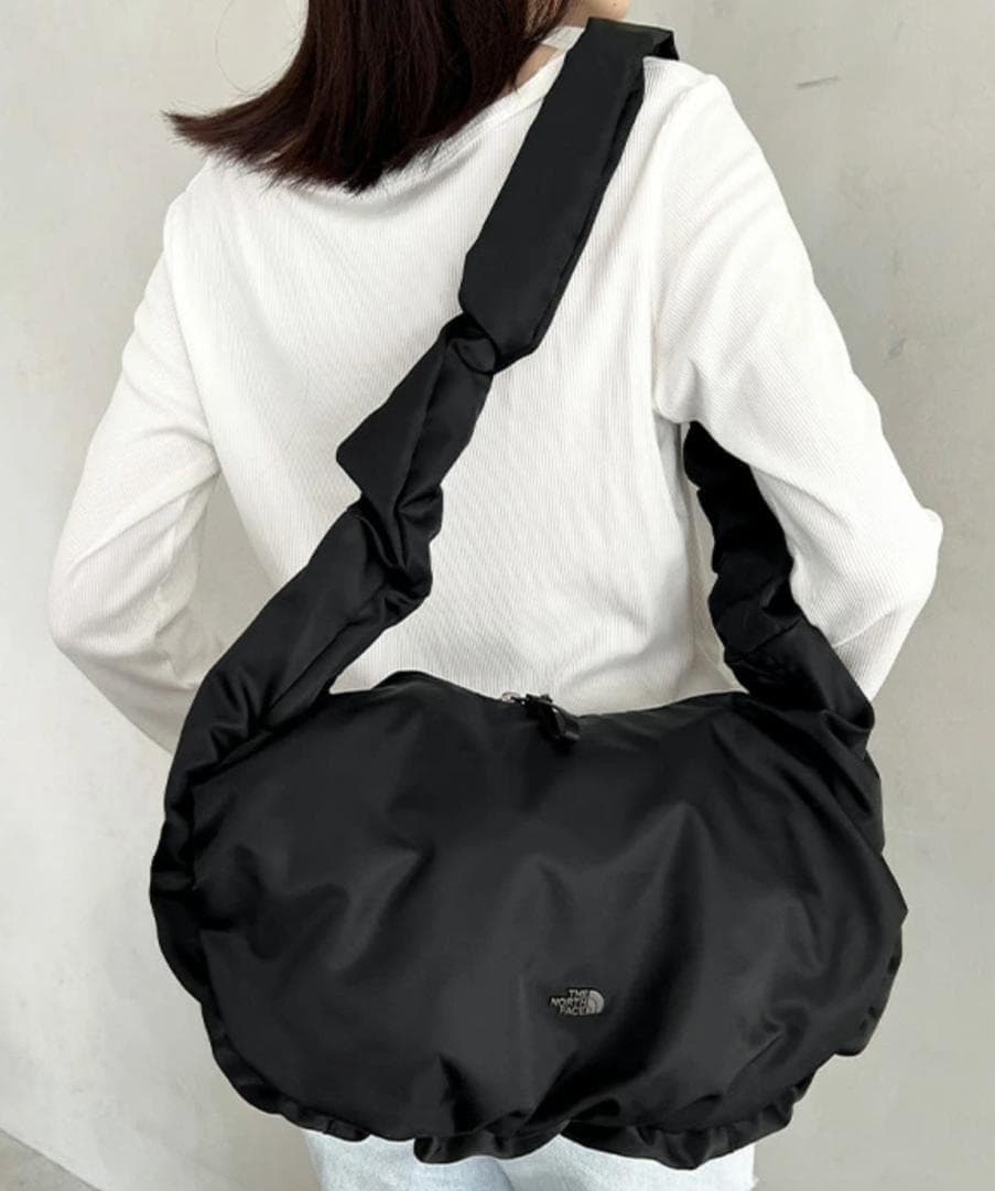 韓国限定】25AW新作 ノースフェイス ボニーホーボー バッグ 3way 黒