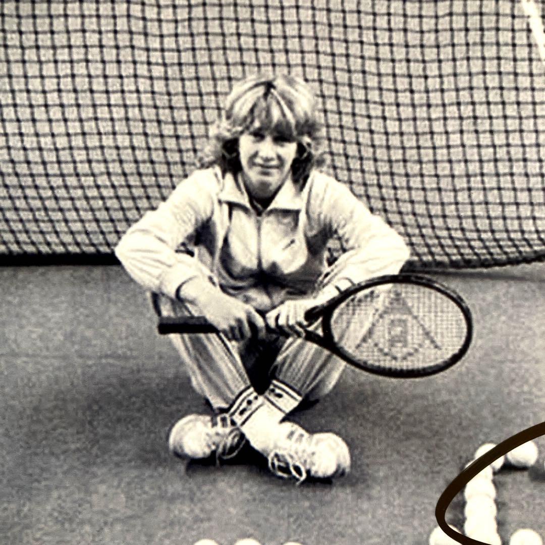 シュテフィ・グラフ直筆サイン入り超大型写真… - メルカリ