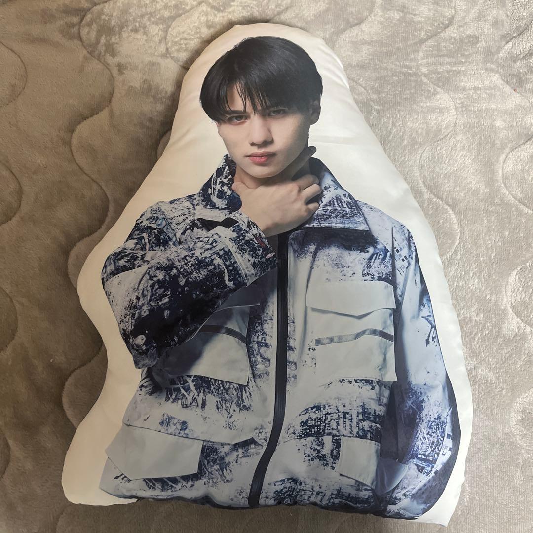 ballistik boys 居酒屋えぐざいる bot クッション 海沼流星