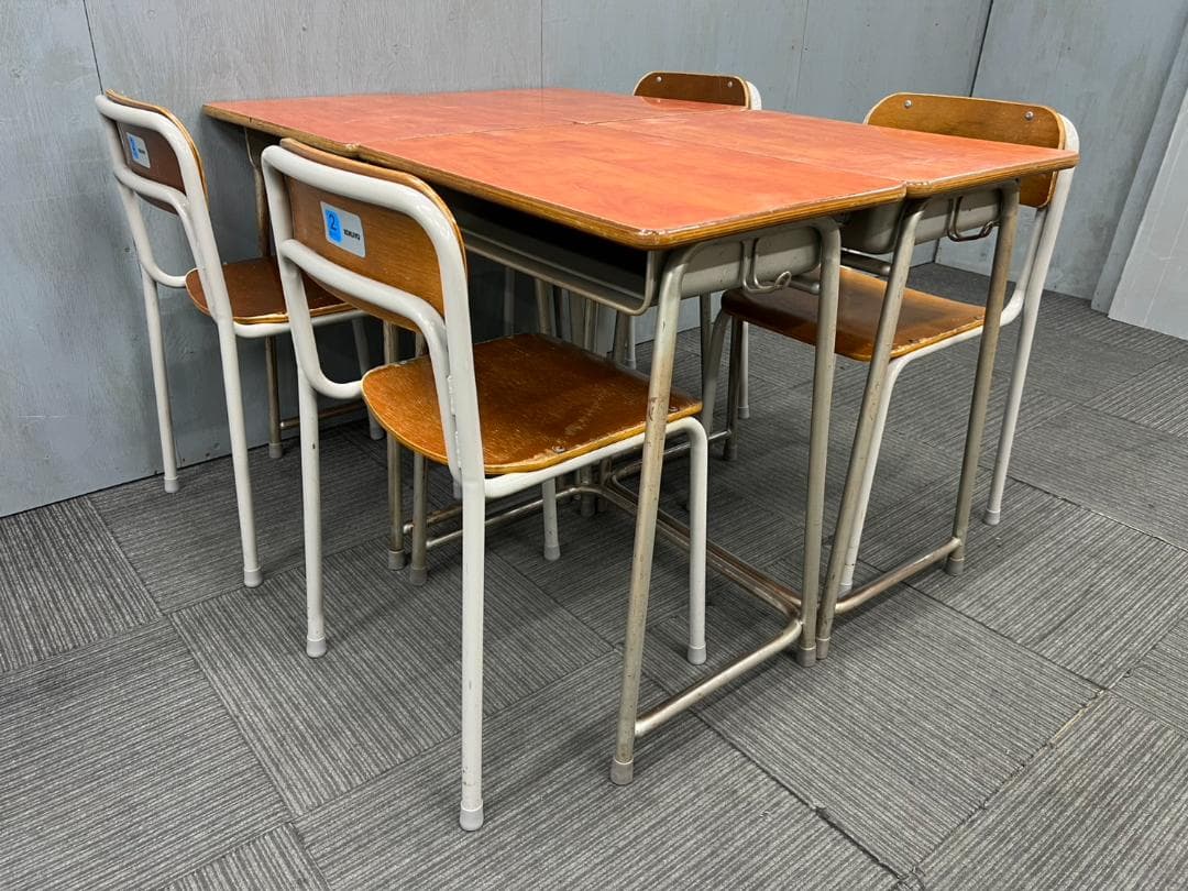 512◇格安配送地域あり◇ホウトク製◇学童机・椅子4組(旧JIS2号)学校