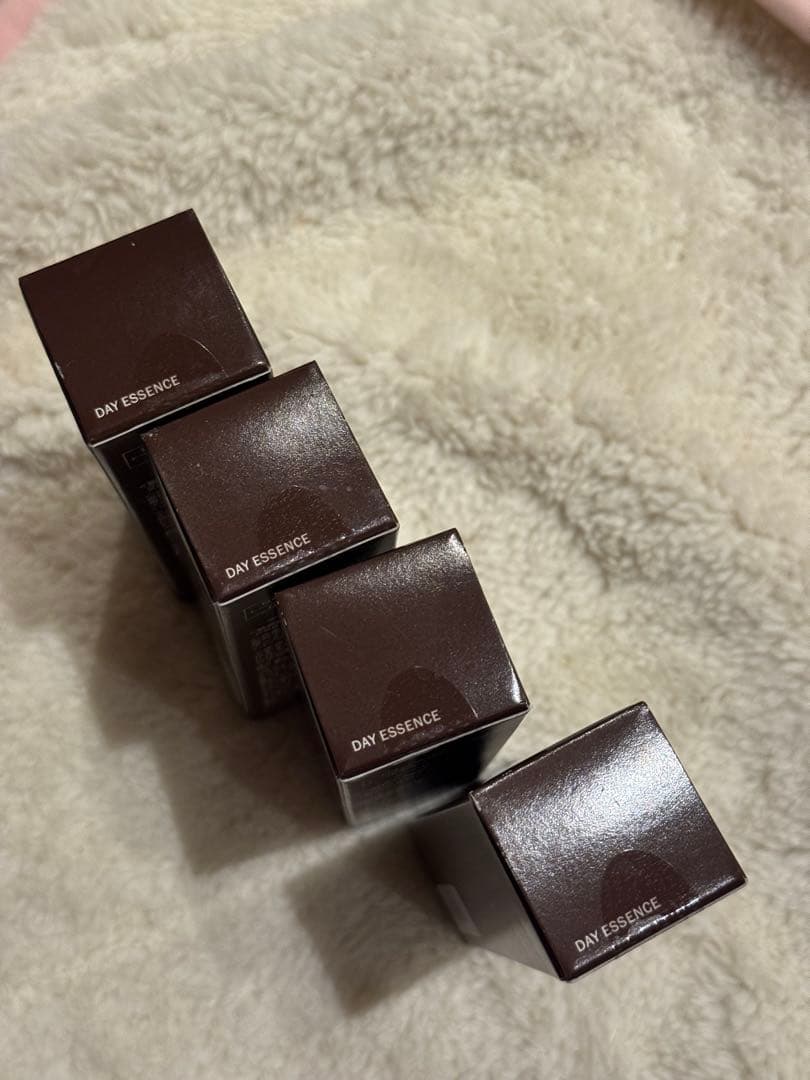 DECENCIA DAY ESSENCE 4本セット - 日焼け止めお 得 な 通販 サイト