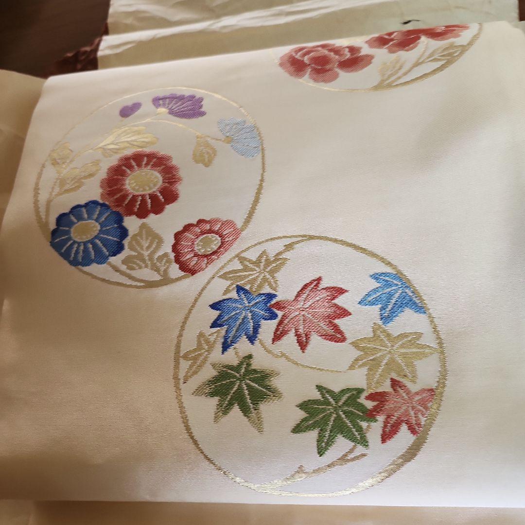 名古屋帯 花柄刺繍 クリーム色未使用、約340センチ - メルカリ