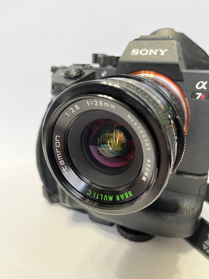 sonyEレンズ 銘品TAMRON28mm F2.8 BBARNikonフード付
