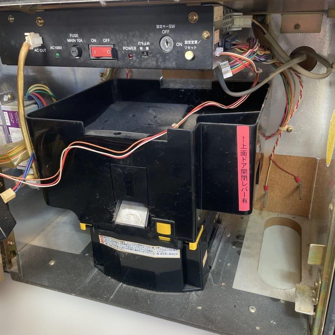 レアパネル 南国育ち 4号機 実機 コイン不要機 近場配達あり - メルカリ