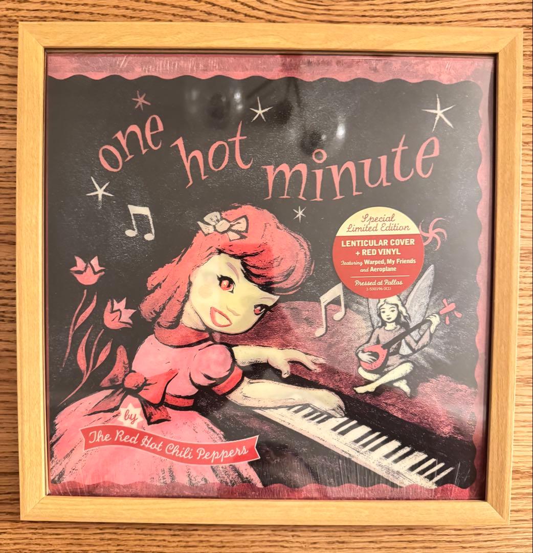 【激レア】レッドホットチリペッパーズ 『ワンホットミニット』 LP盤 限定版 Amazon.co.jp: ワン・ホット・ミニット - レッド・ホット・チリ
