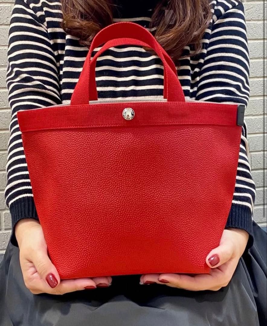 エルベシャプリエ 707GP パプリカ Mサイズ - メルカリ