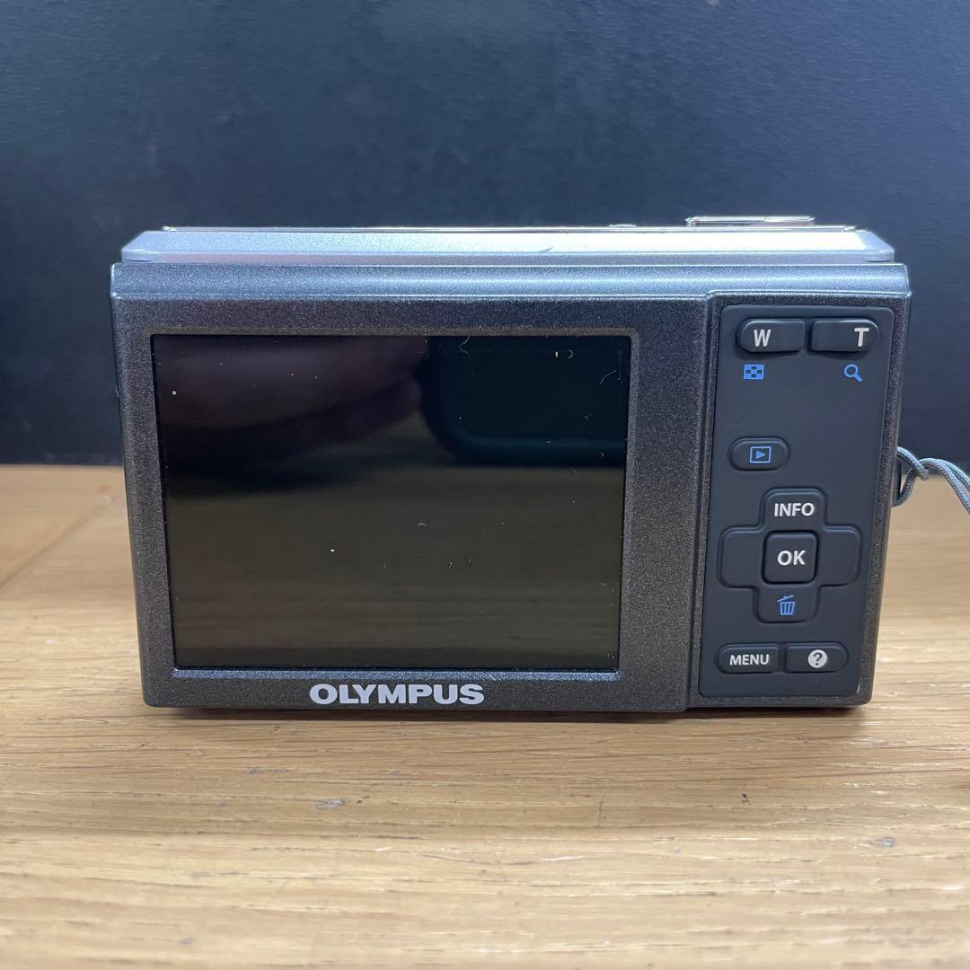 動作品 Olympus FE-47 コンパクトデジタルカメラ 単三電池式 - メルカリ