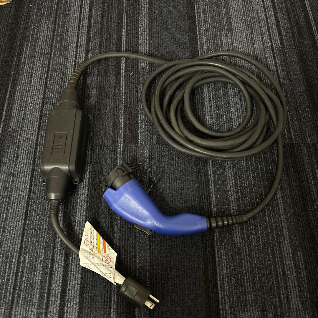 TOYOTA 電気自動車充電ケーブル AC200V 楽天市場】【送料無料】 ZVW52 プリウスPHV 純正 充電ケーブル 充電