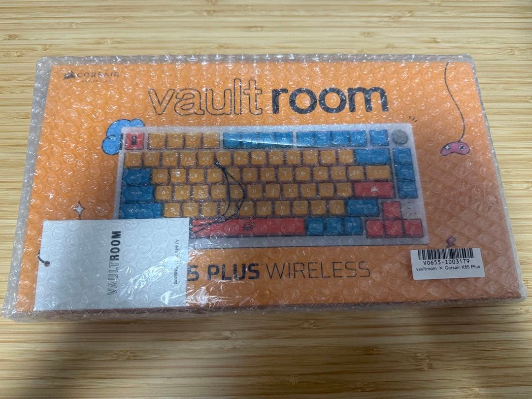 vaultroom × Corsair K65 Plus ワイヤレスキーボード vaultroom × Corsair K65 Plus Wireless – VAULTROOM