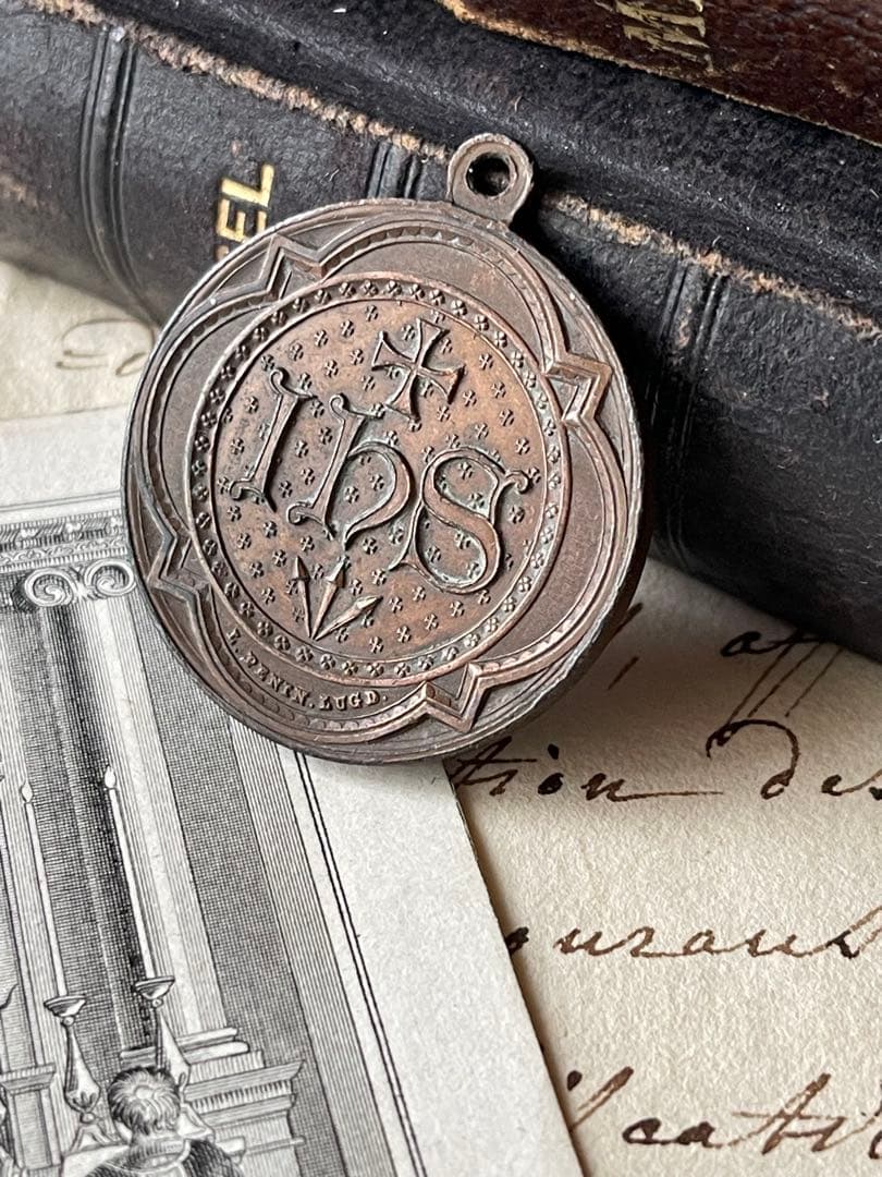 ブロンズアンティークメダイ キリスト 荊の冠