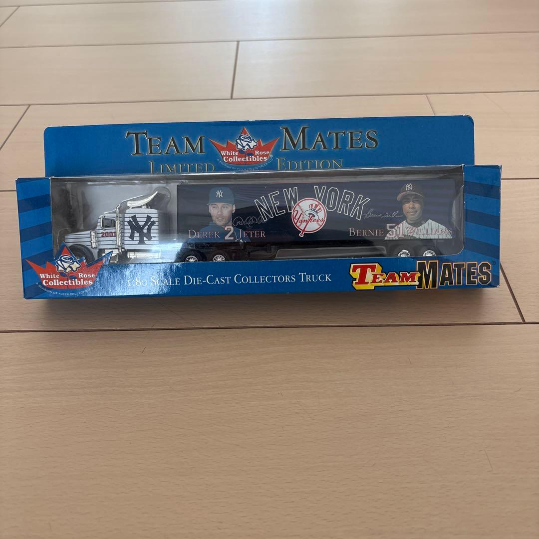 ニューヨーク・ヤンキース ミニカー トレーラー トラック メジャーリーグ