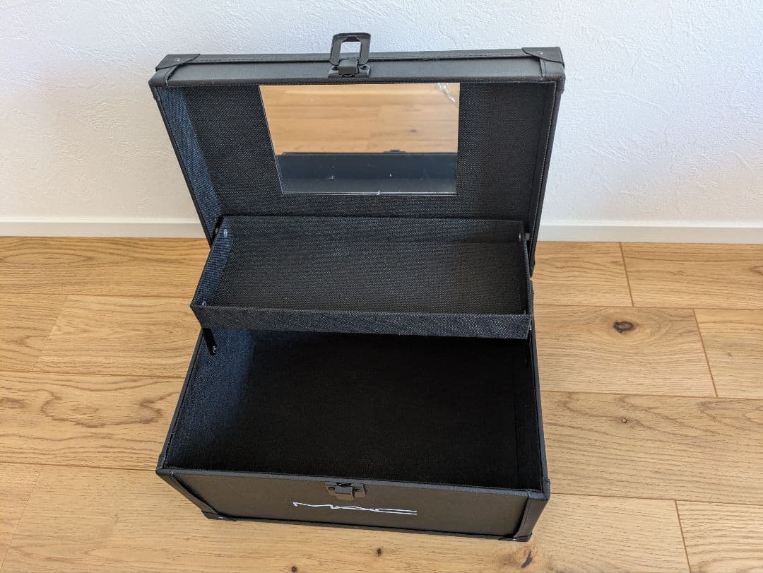 《新品・未使用》MAC マック　メイクボックス