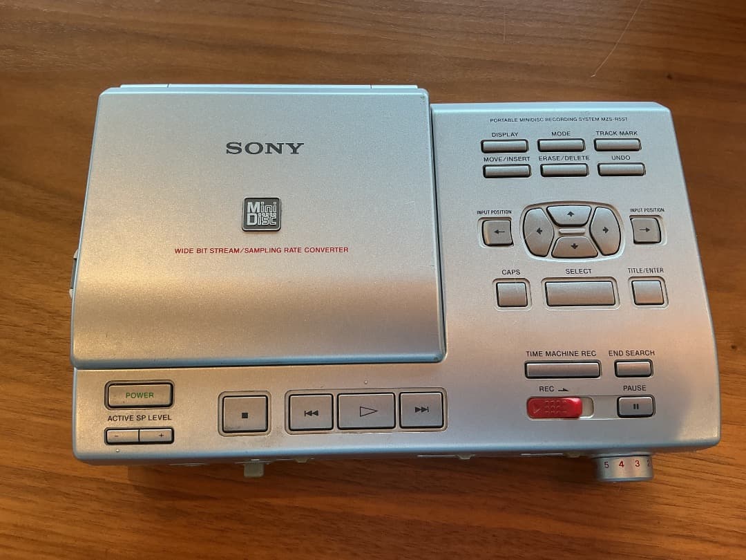 SONY MDプレーヤー MZ-R5ST/MZS-R5ST ソニー Sony MZ-R5ST [MiniDisc Wiki]