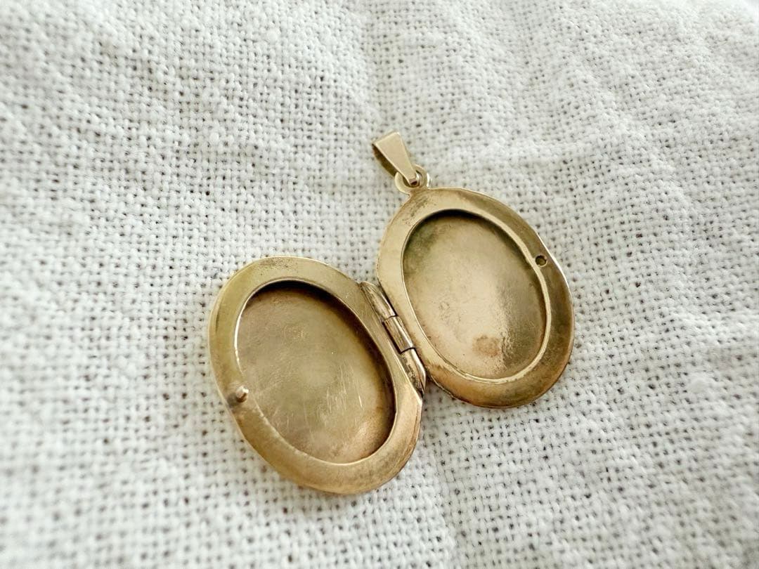 ヴィンテージ 9金 フォトペンダント