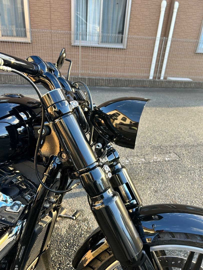 TRIJYA 砲弾型ヘッドライトハウジング ハーレーブレイクアウト - メルカリ