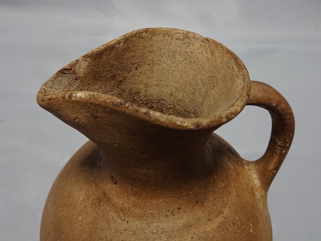 コレクター収集品 イラン ギーラン 研磨土器 手付水差