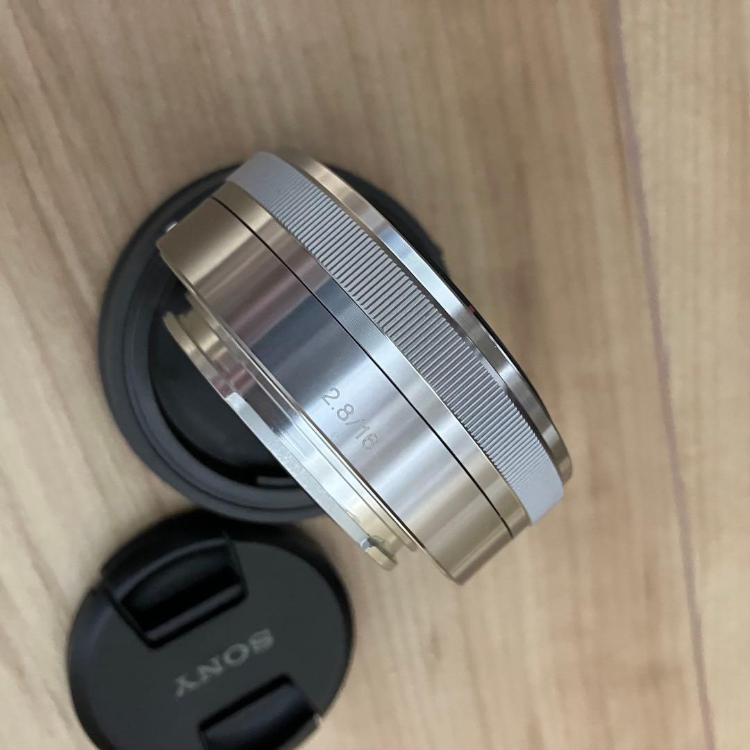 SONY E16mm F2.8 SEL16F28 シルバー キレイ 動作写りOK