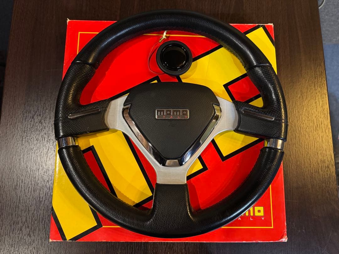 MOMO ステアリング ミレニアムEVO MILLENIUM EVO （350mm）（M-62)