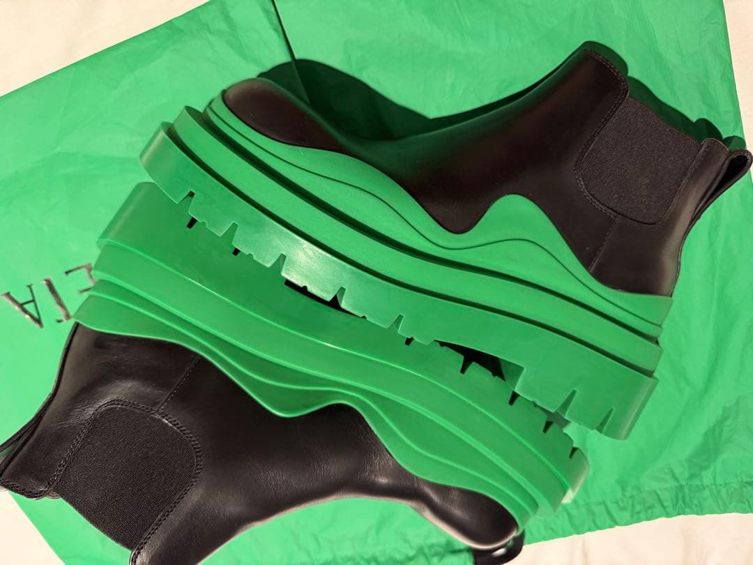 BOTTEGA VENETA クロップドタイヤチェルシーブーツ 37サイズ - メルカリ