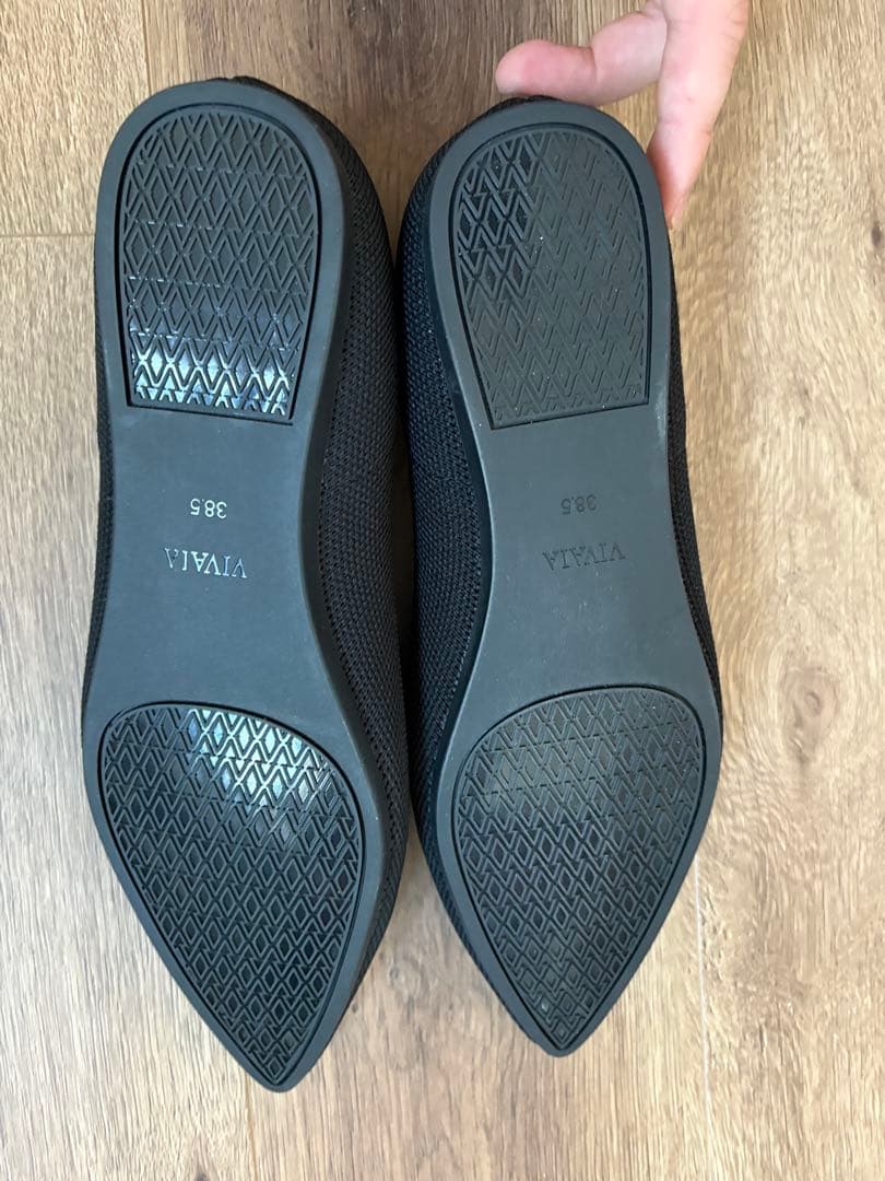VIVAIA フラットシューズ　未使用　24.5cm