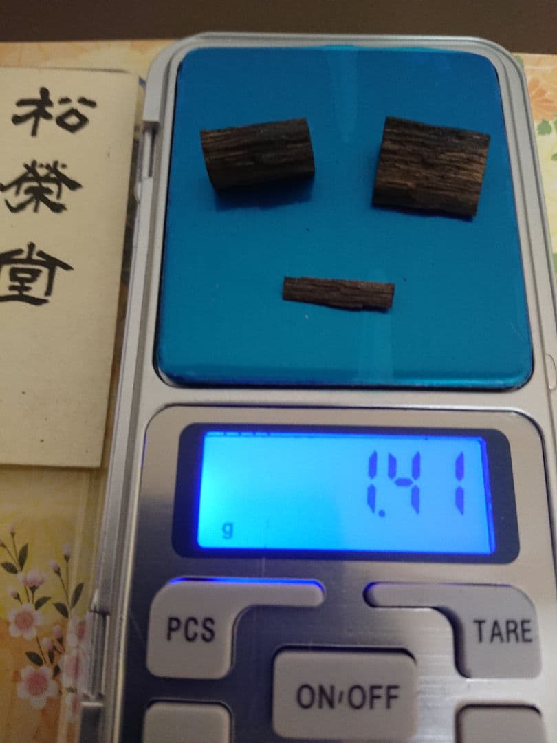 伽羅 1.41ｇ (伽羅 沈香 白檀 香木)