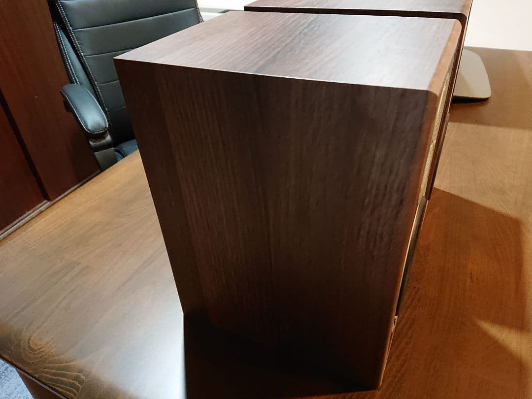 DALI SPEKTOR 2 ウォールナット仕上げ