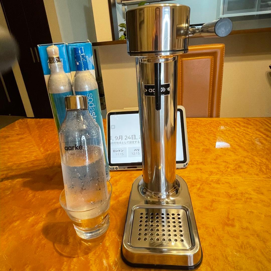 AARKE カーボネーター シルバー 専用ガスシリンダー2本、1L専用ボトル