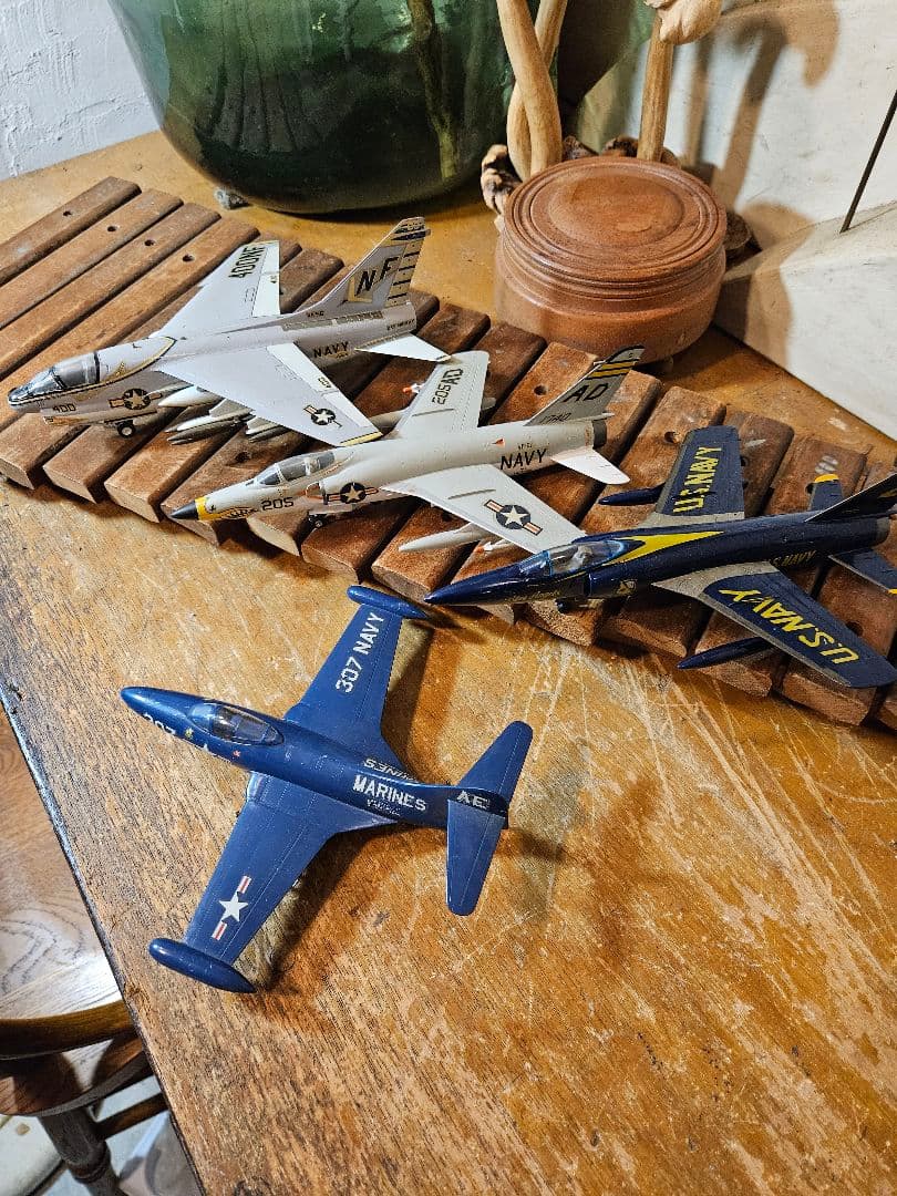 飛行機　模型　戦闘機　プラモデル　パンサー　ブルーエンジェル　コルセア ヴォート F4U-1A コルセア (プラモデル) - ホビーサーチ ミリタリープラモ