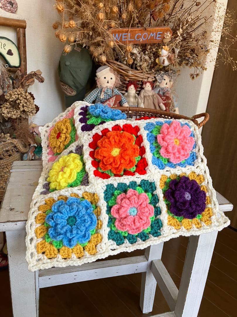 手編み 立体お花モチーフ マルチカバー インテリアマット 籠カバー