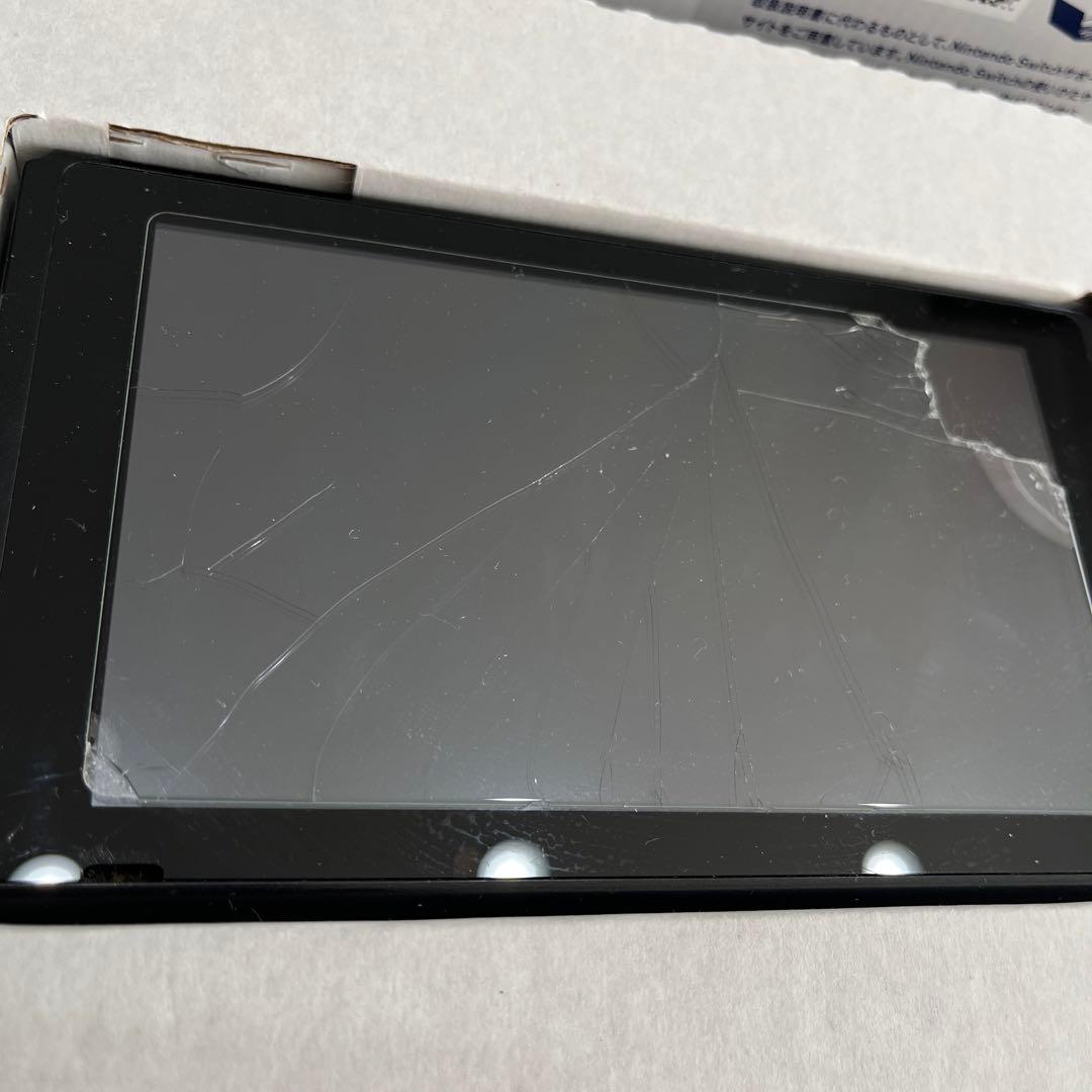 任天堂Switch本体 お値下げ中画面割れてません - メルカリ