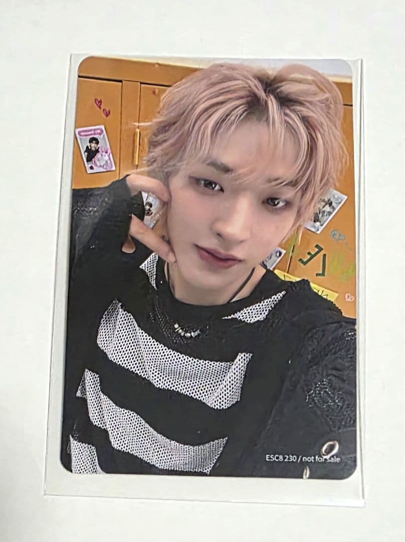 トモヤ 両面トレカ1枚【One Bite】FC限定 NEX2Y盤 NEXZ - メルカリ