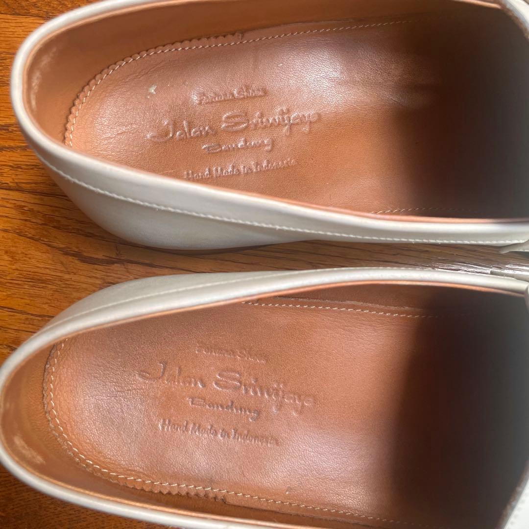 ジャランスリウァヤ 美品 98589 コインローファー ベージュ ホワイト 8