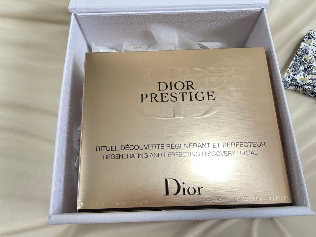 Dior ディオール プレステージ セット Amazon.co.jp: 【セット品・ラッピング済み】DIOR ディオール