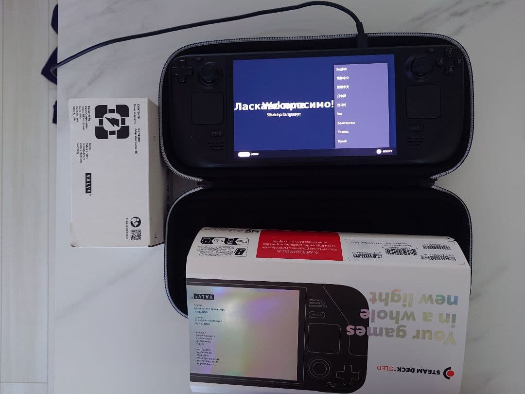 Steamdeckスチームテック　OLED 　512GB　 専用ケース付き Amazon.com: Valve Steam Deck OLED 512GB Handheld Gaming Console