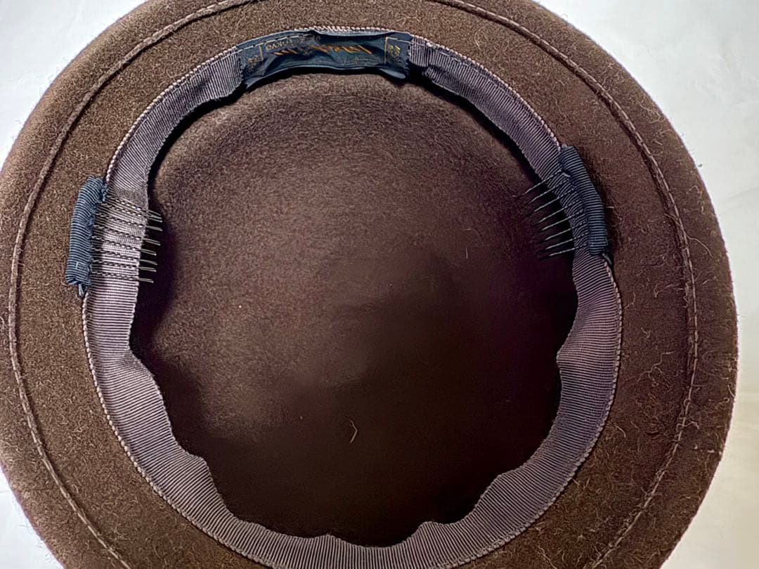 ❤️未使用　maxim マキシム　神戸　サイズ57cm