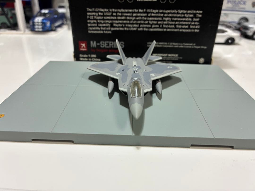ホーガン1/200 F-22A アメリカ空軍 第27戦闘航空団 No.6030 - メルカリ