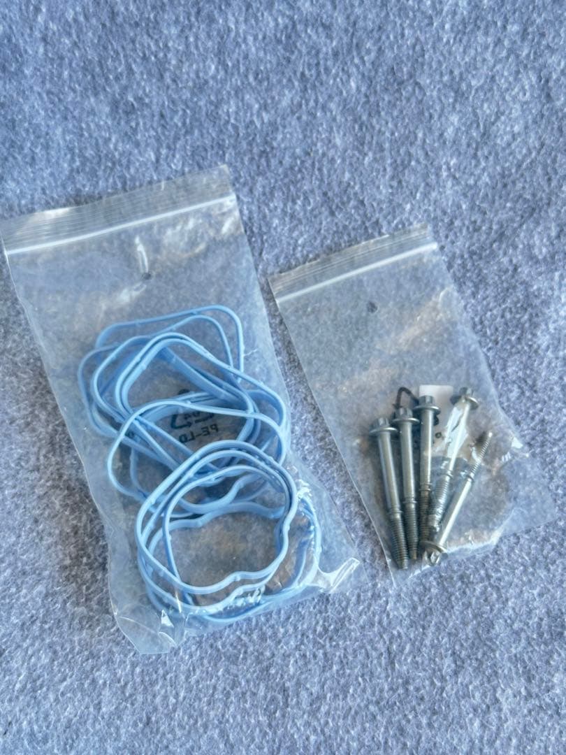 アルミオイルフィルターハウジング（ラングラーJKなど用） - メルカリ