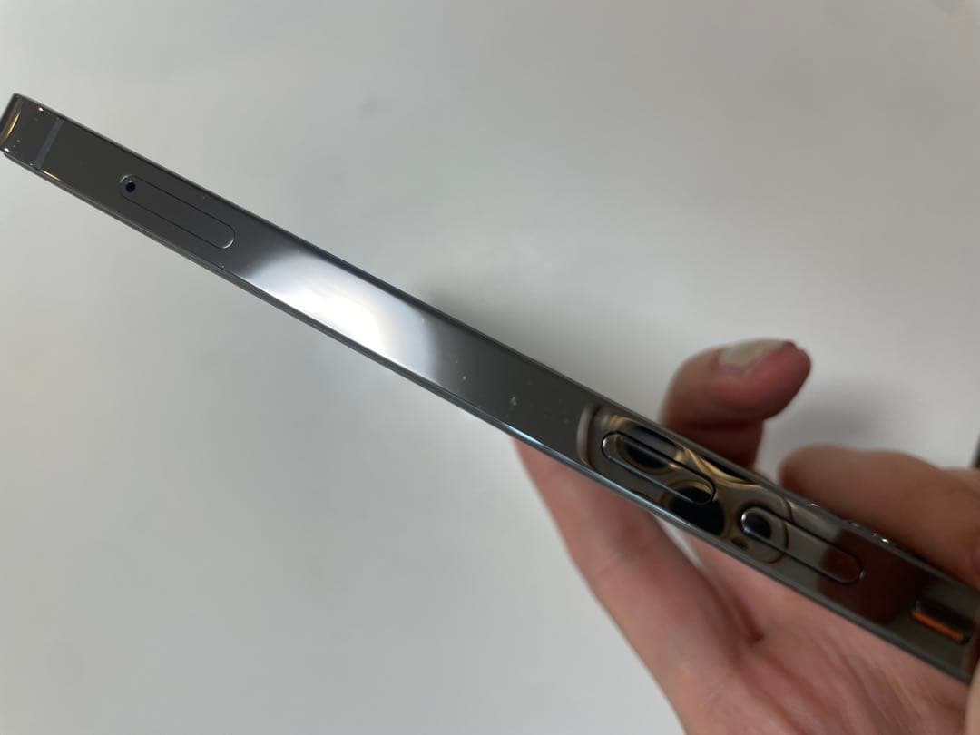 24時間以内発送】iPhone12 Pro 128GB グラファイト