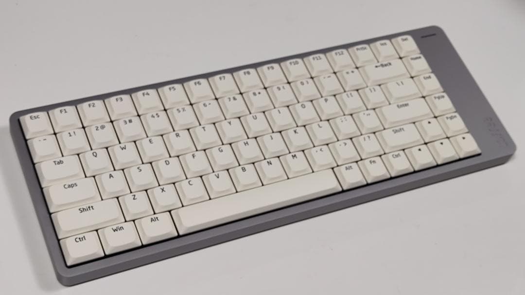 ☆特別限定カスタム☆LOFREE FLOW2グレー（84キー） × 静音ピンク軸