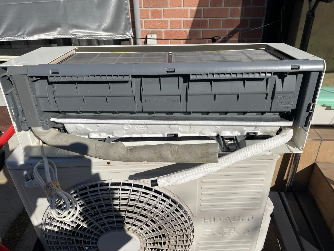 日立　エアコン　4.0Kw　14畳　2015年製　RAS-M40E2E3