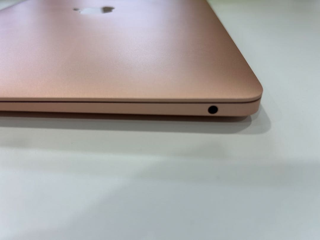 Apple MacBook Airゴールド 13.3inch 初期化済