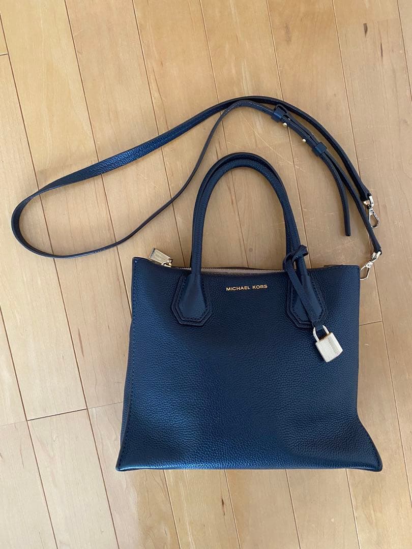 MICHAEL KORS ネイビー トートバッグ - メルカリ