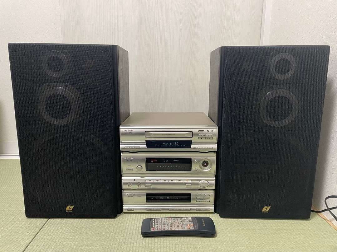 60L0109-13 AIWA HS-R10 ステレオラジオカセットプレーヤー