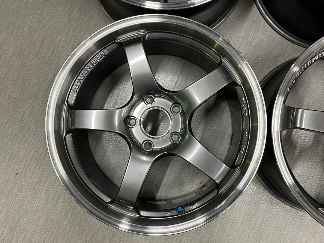 w*n様 ADVAN Racing GT 18×8.0J 120-5 +46 4