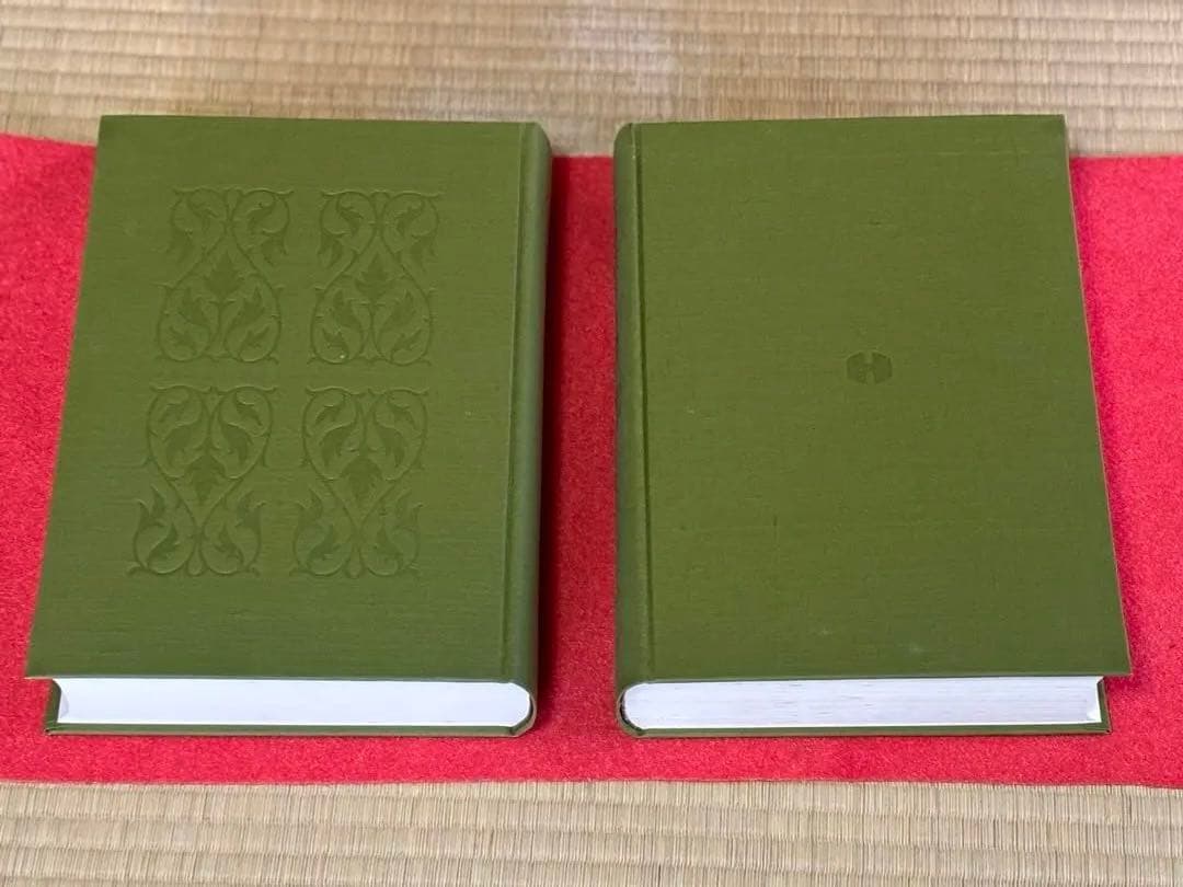 最終値下げ‼️34000⇨超美品1点限り‼️平凡社 大辞典 二冊セット 虫眼鏡付き