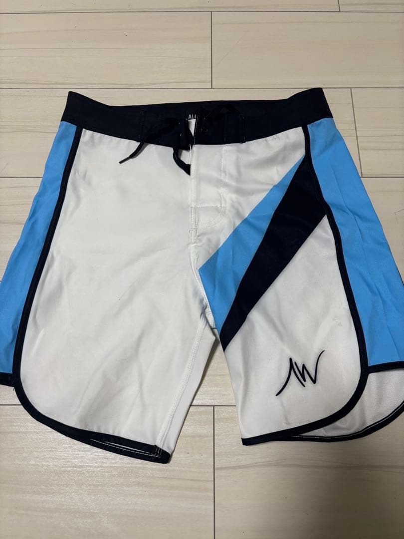 ALITE WEAR サーフパンツ ALITE WEAR サーフパンツ 28サイズ 即日対応可能 アリビラル - メルカリ
