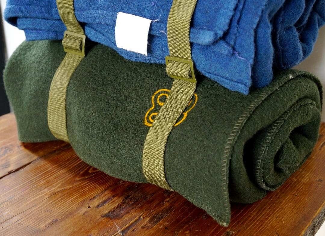 Pacific Furniture Pats Center スウェーデン軍ラグ - karlan