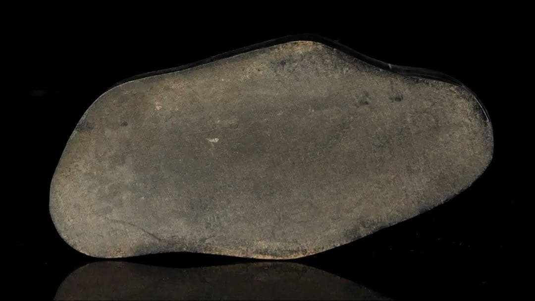 佐渡 赤玉石 赤石 碧玉 台座付 1.4kg 水石 鑑賞石 天然石 盆石 飾石