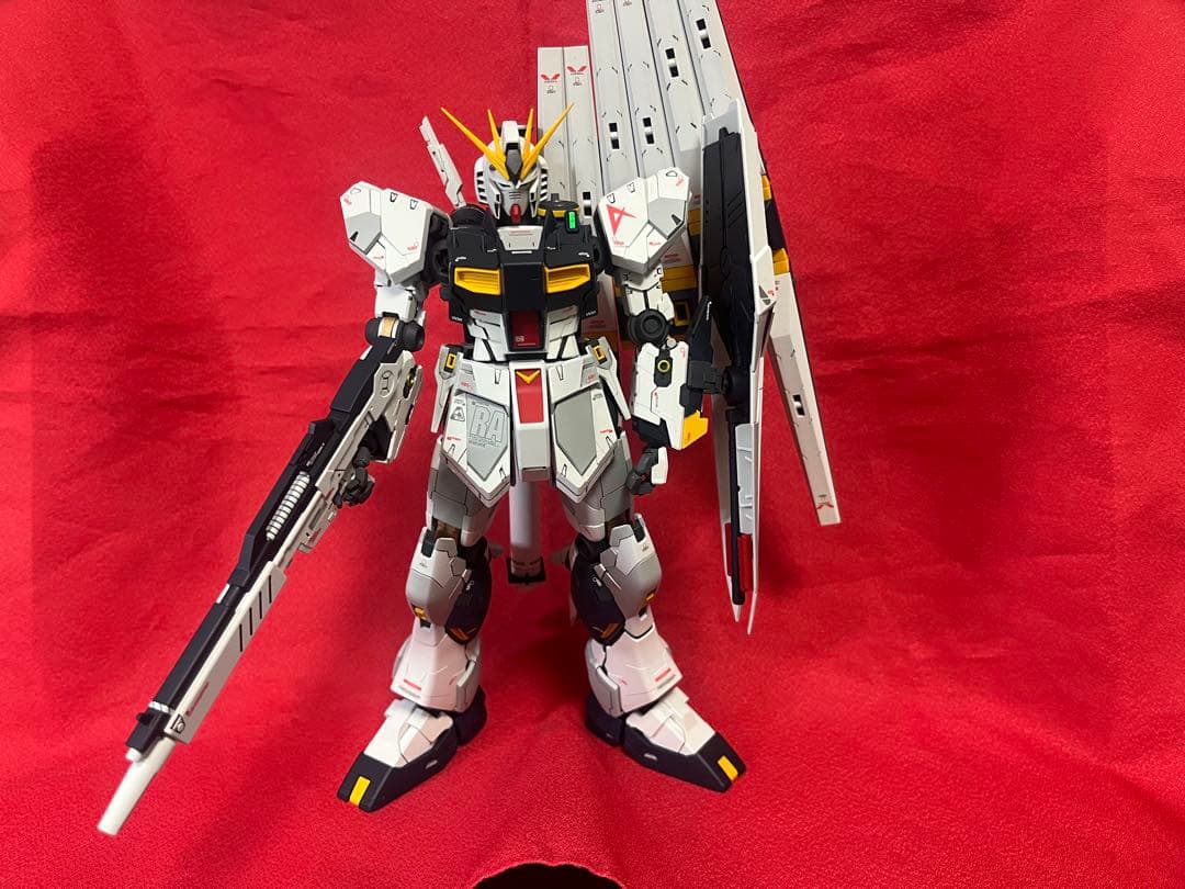 MG1/100 RX-93 νガンダムver.Ka塗装完成品 MG 1/100 νガンダム Ver.ka全塗装｜あるむさんのガンプラ作品｜GUNSTA